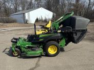 John Deere 950M Left Side